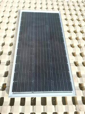 135W Monocrystalline Anti-Slip Tempered Glass Solar Floor Tile dengan Jaminan Output 25 Tahun