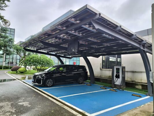 Carport Surya Modular dengan Struktur Baja Pracetak & Panel Bifacial Tipe-N - 5200x6000mm, Tahan Api Kelas A, Umur Pakai 25 Tahun